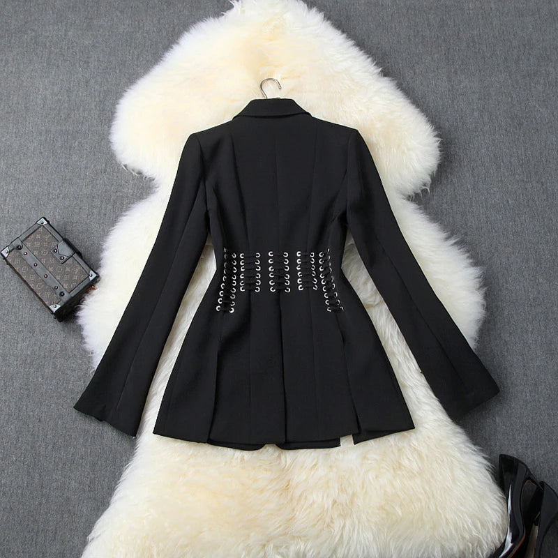 Emili Blazer