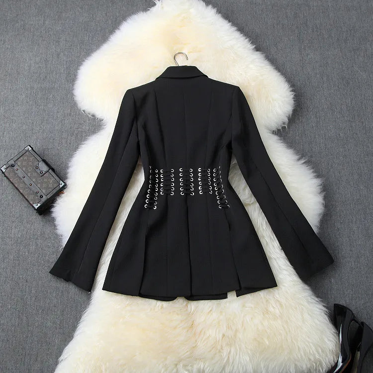 Emili Blazer