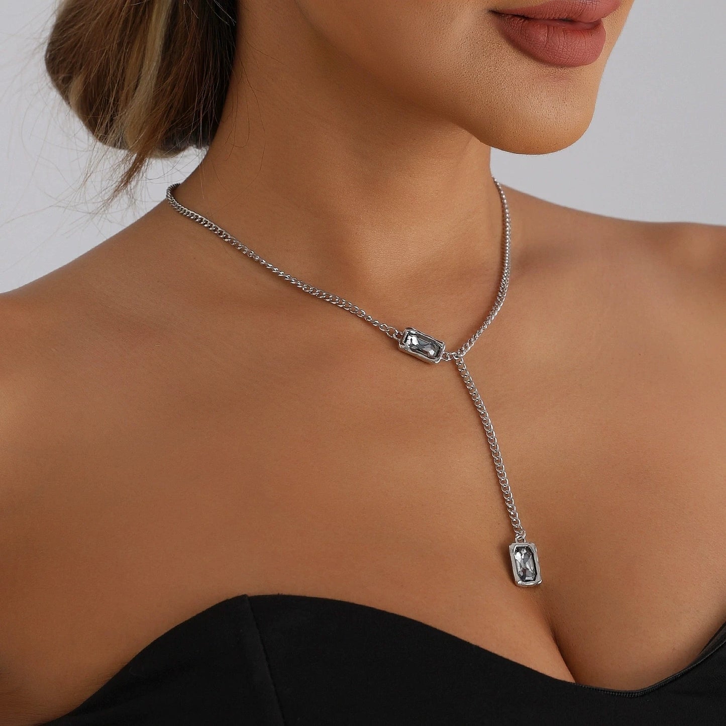 Geometric diamond Y-shaped necklace