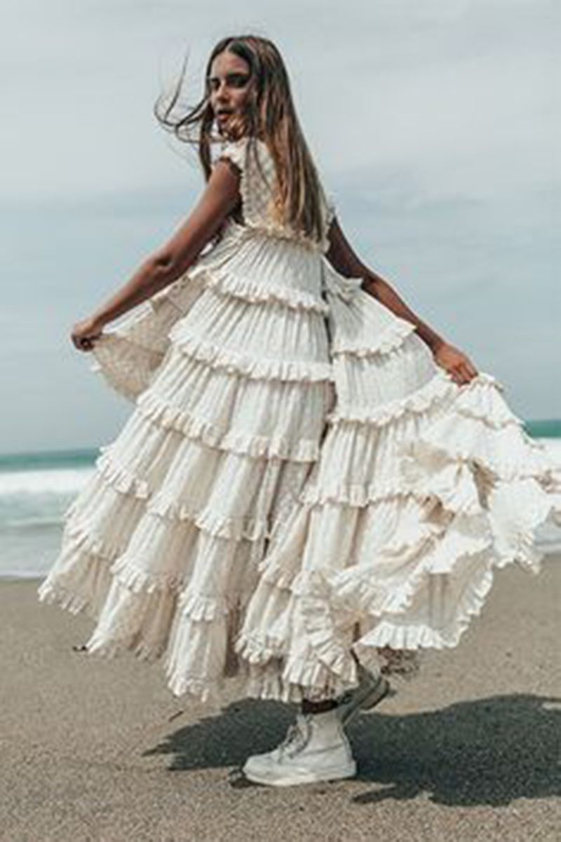 Flowy Frilly Tie